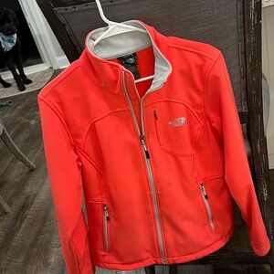 North Face Women’s Soft Shell Jacket Large